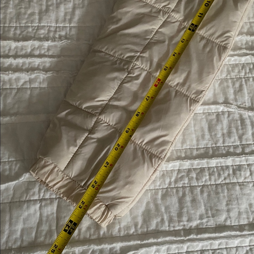 GAP - Picture 11 of 11